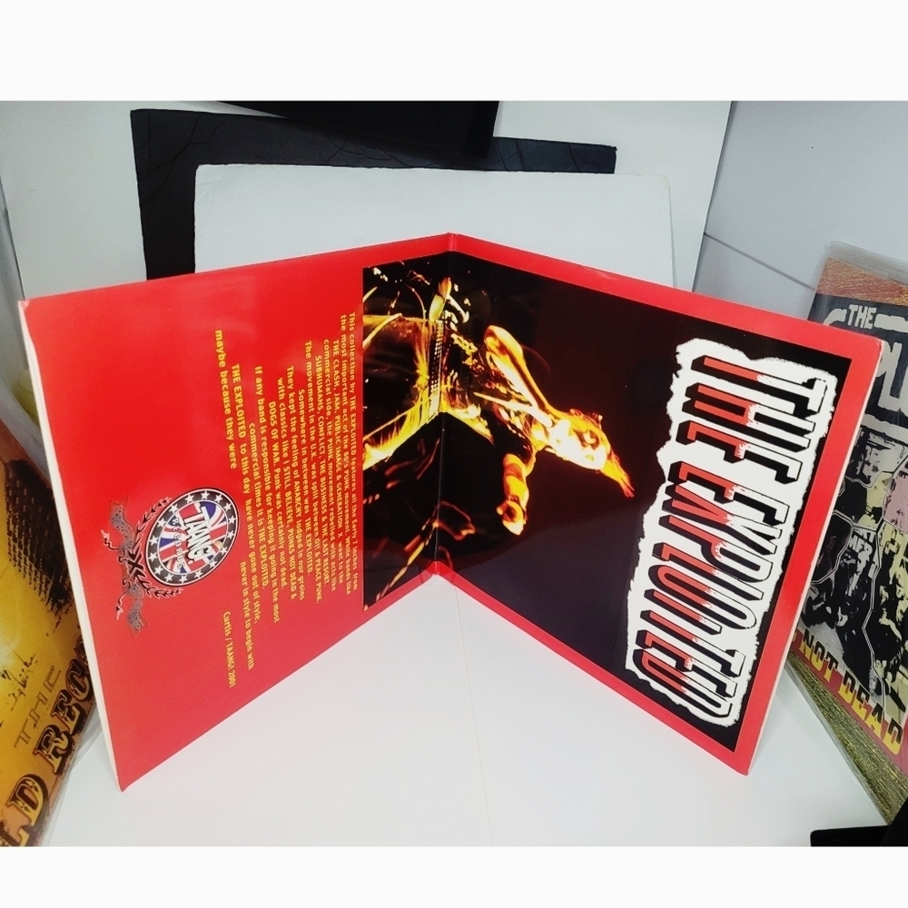 2004 The Exploited Totally Exploited Greatest Hits 2-LP Gatefold - Picture 2 of 3